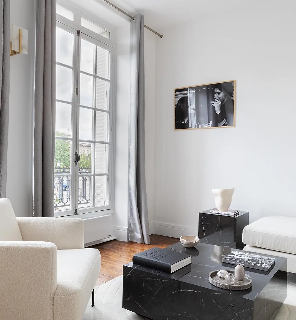 Pick A Flat'S Apartments In Saint Louis - Quai Des Orfevres Paris France