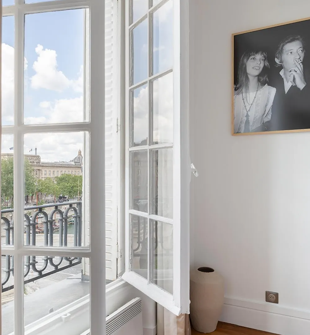 Pick A Flat'S Apartments In Saint Louis - Quai Des Orfevres Paris